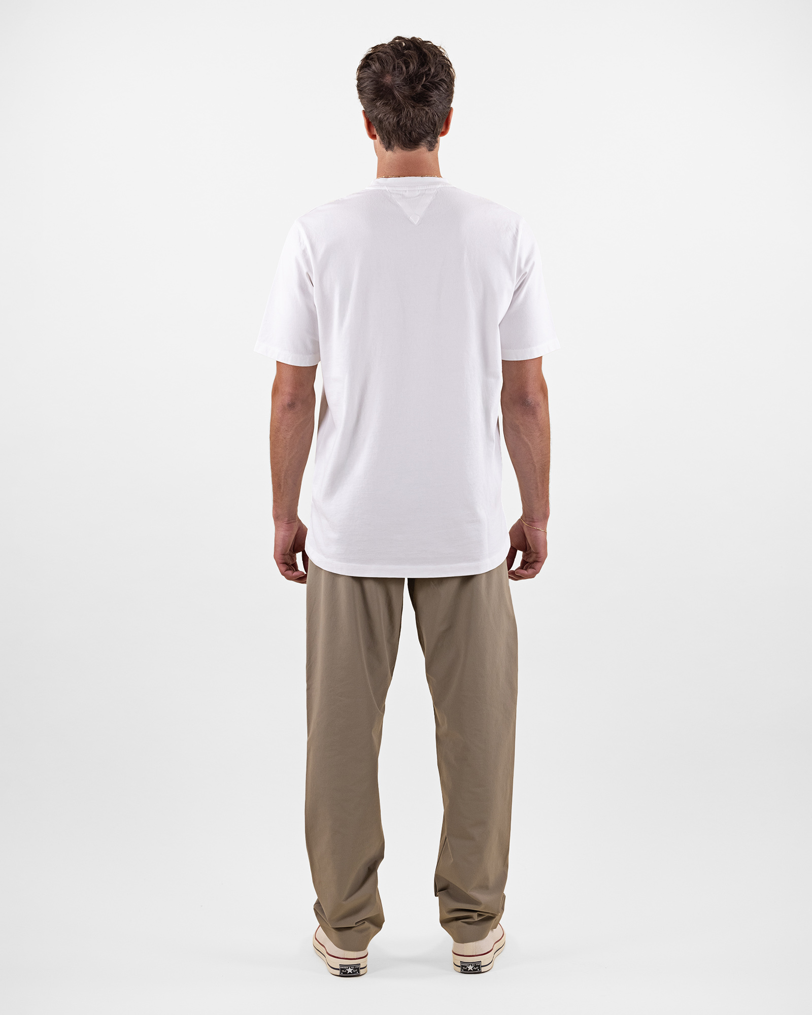 THE MOUNTAIN STUDIO - POCKET T-SHIRT